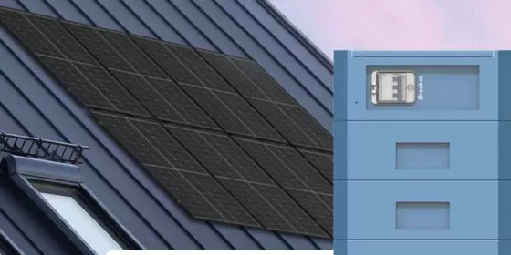Solaranlage Universaldach 8kWp mit Speicher 10,24kWh ansehen